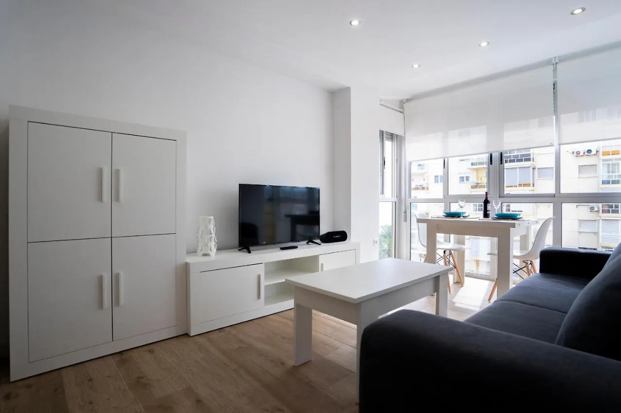 Rio De Janeiro Beach - Apartamento A Estrenar En Primera Linea De Playa Альгарробо-Коста 0*,  Испания